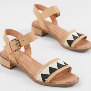Toms sandals